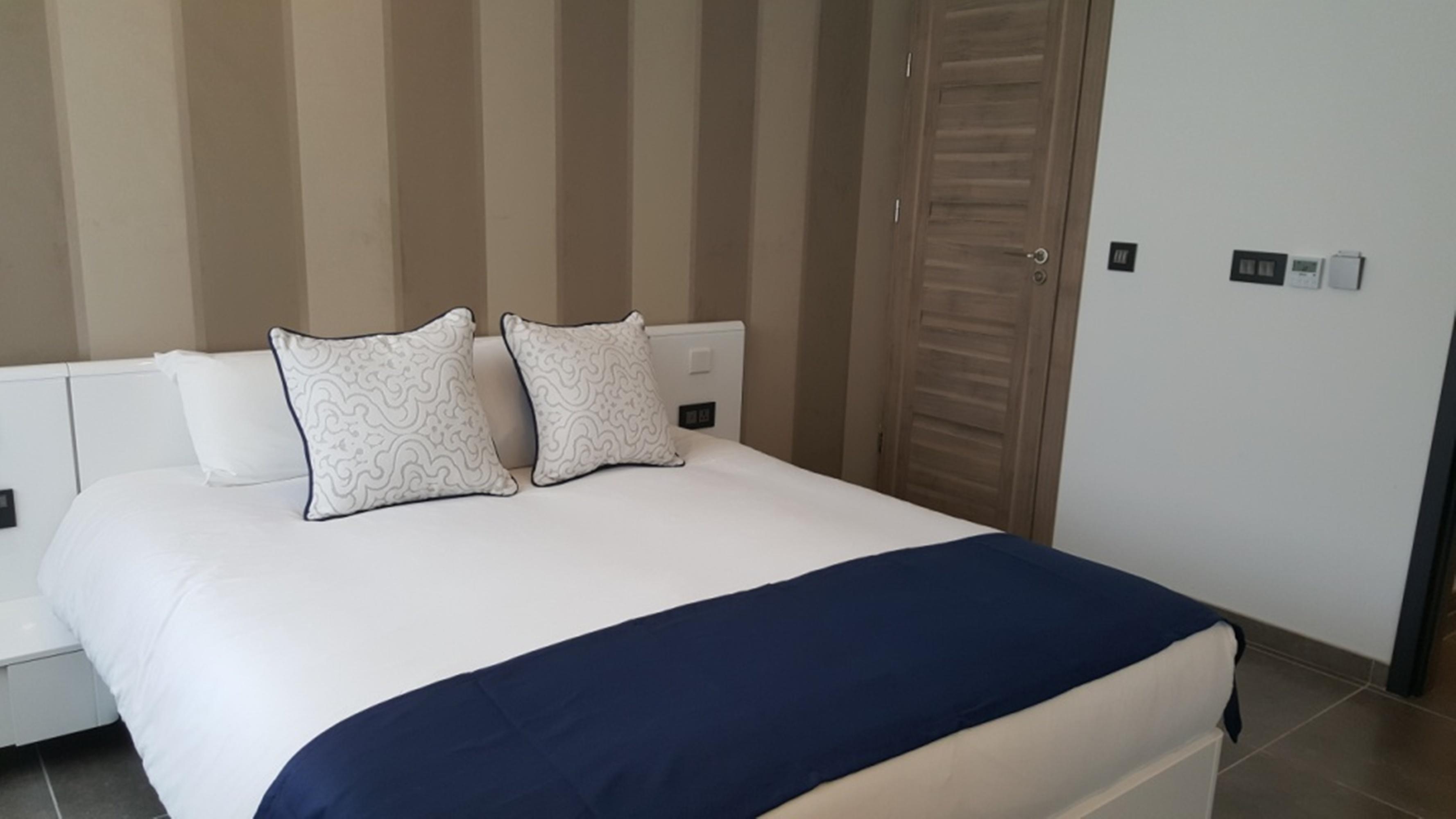 Pebbles Boutique Apartahotel 3*